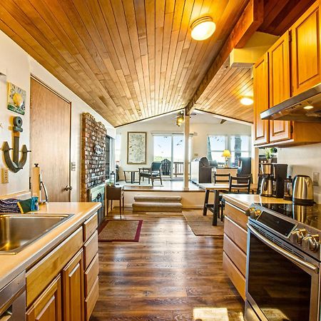 Marrowstone Island Beach Cabin Exterior foto